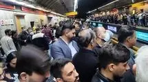 ۲ میلیون مسافر، ۲۰۰ قطار مترو