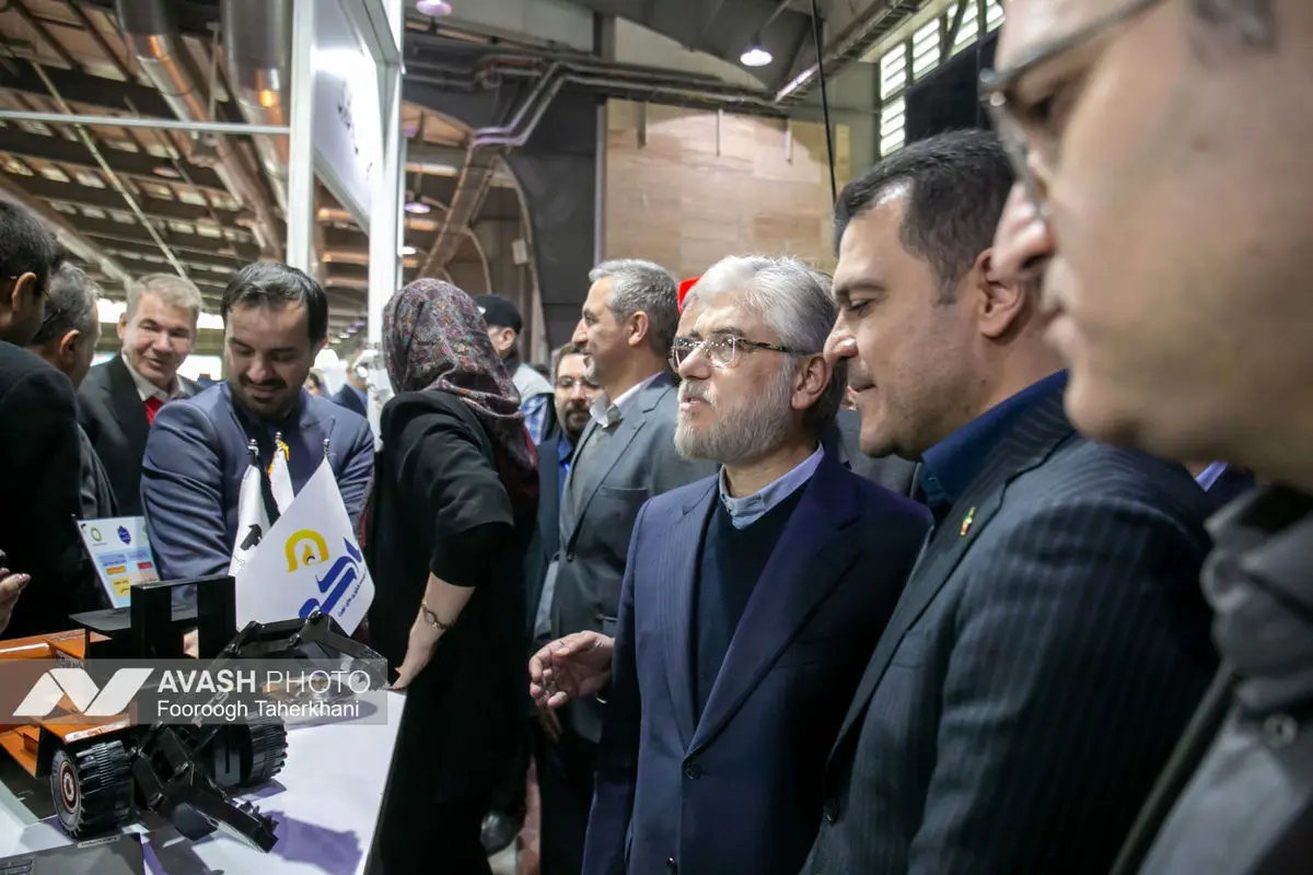 افتتاحیه سیزدهمین نمایشگاه تجهیزات و مواد آزمایشگاهی ایران ساخت