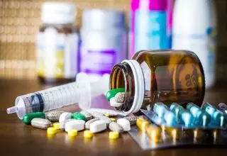 افزایش قیمت دارو بدون پوشش بیمه‌ای نباید اجرا شود