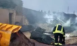 فیلم آتش‌سوزی انبار پنبه در شهرک صنعتی مشهد + جزئیات