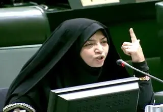 تذکر تند مجلس به وزیر ورزش پس از فوت خبرنگار
