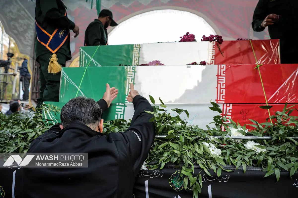 مراسم تشییع پیکرهای ۱۰۰ شهید گمنام - تهران