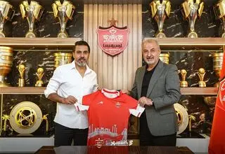 پیروانی یک فصل دیگر مدیر پرسپولیس ماند
