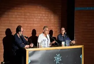 مانی حقیقی: فیلم نمی‌سازم که جواب بدهم، فیلم می‌سازم که سؤال بسازم