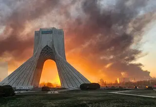 روز متفاوت جنگ؛ پر رنگ شدن دیپلماسی زیر سایه حملات