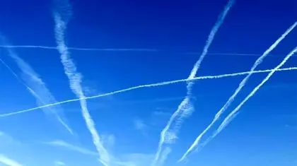 «خطوط سفید» در آسمان چیست؟