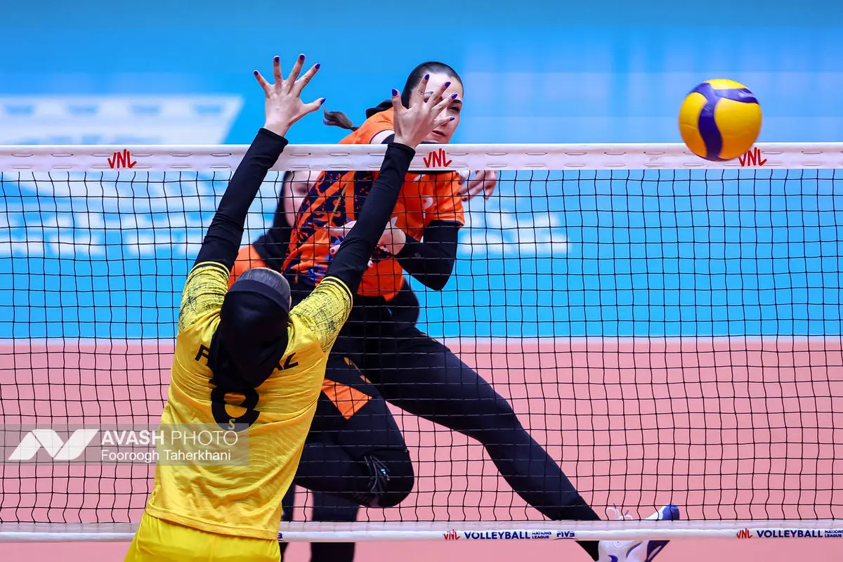 لیگ برتر والیبال زنان _ سایپا ۳ و نفت امیدیه صفر