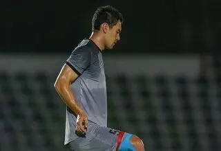 رستم آشورماتوف محروم شد