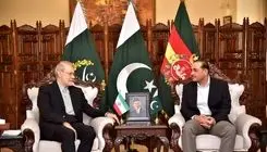 لاریجانی با وزیر دفاع پاکستان دیدار کرد
