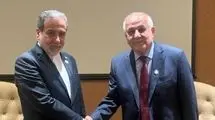 مقام فلسطینی با عراقچی گفتگو کرد