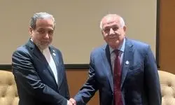 مقام فلسطینی با عراقچی گفتگو کرد