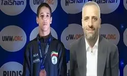 کشتی‌گیری که دو هفته از درگذشت پدرش بی‌خبر بود!
