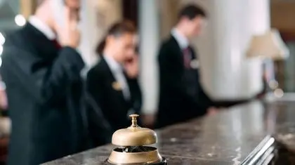 صنعت گردشگری ایران در کما/ سال ۱۴۰۴ برای ایرلاین‌ها و هتلداران چگونه گذشت؟