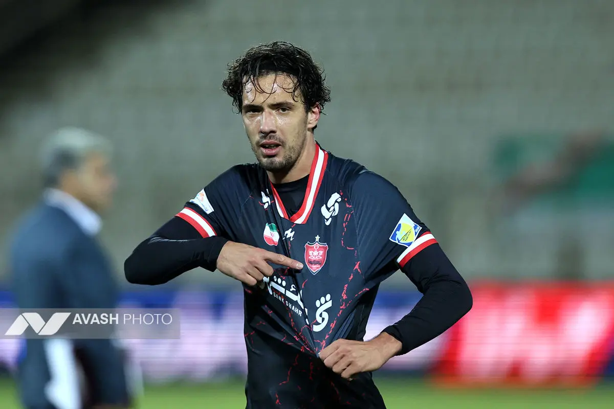 لیگ برتر فوتبال - تراکتور و پرسپولیس