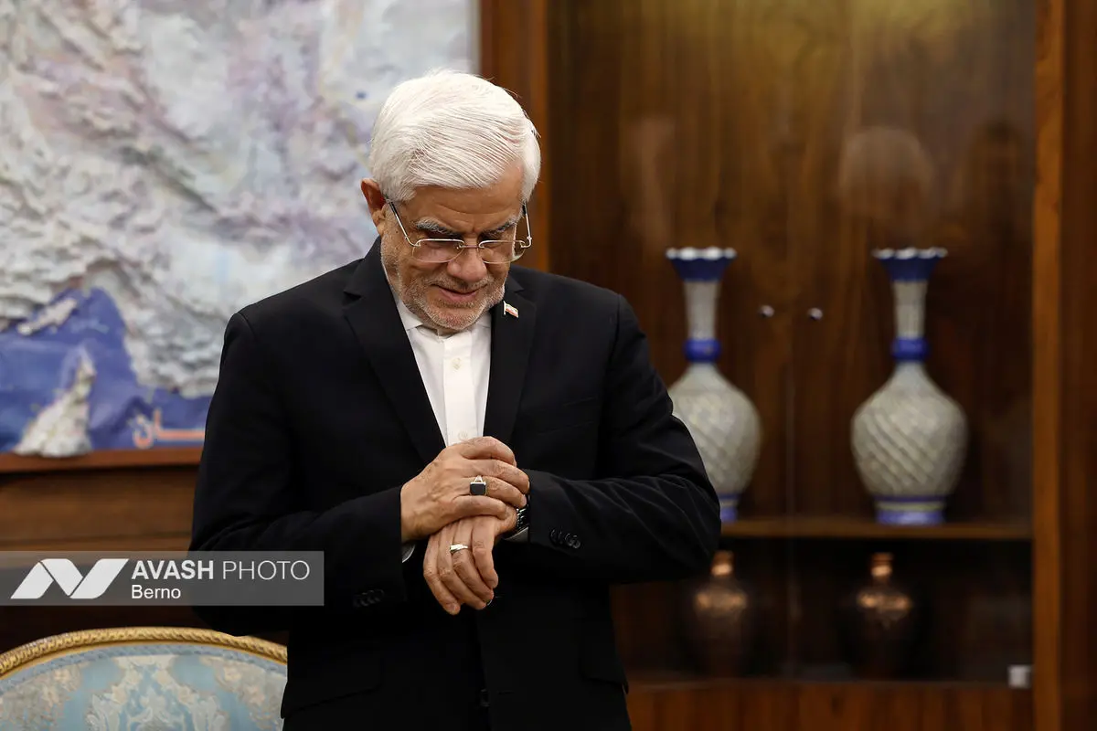 دیدار معاون اول رئیس‌جمهور با سفیر عمان