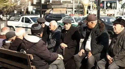 دیدگاه نسل قبل به «نسل زد»؛ فاصله یا تفاهم؟