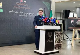 بابت اذیت‌های ناشی از ایست بازرسی‌ها معذرت می‌خواهیم/ در حال تدوین قانون‌ تجمعات هستیم