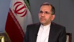 حضور معاون سیاسی وزیر امور خارجه در سفارت واتیکان و امضای دفتر یادبود درگذشت پاپ فرانسیس 