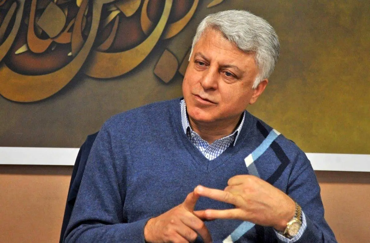 زیبنده نیست دولتی که با شعار حمایت از حریم خصوصی روی کار آمده درباره پیامکهای حجاب سکوت کند