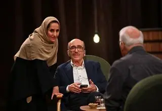  «چهل‌تیکه» با داریوش‌کاردان روی صحنه می‌رود