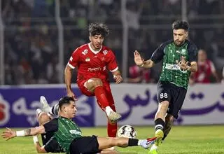 اولین شکست فصل پرسپولیس در خانه خیبر رقم خورد/ گل عالیشاه نجات‌بخش نشد؛ هاشمیان روی لبه تیغ
