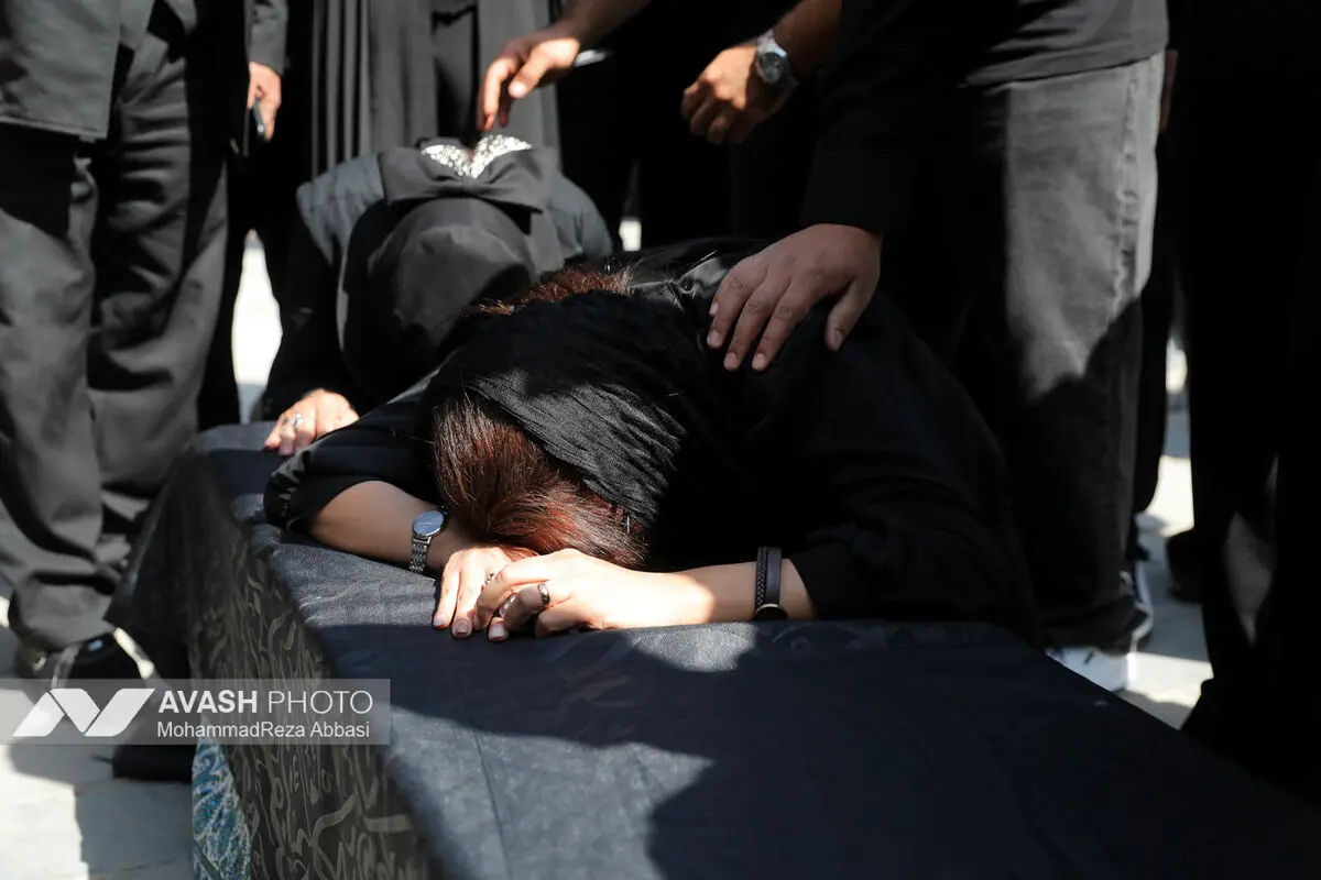 مراسم بدرقه پیکر بهروز رضوی