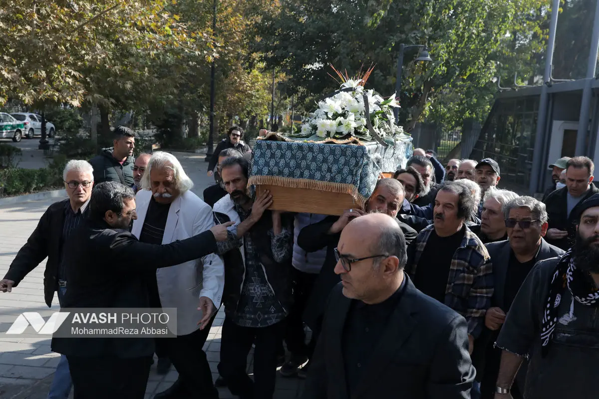 مراسم تشییع پیکر هادی مرزبان