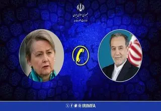 عراقچی با وزیر امور خارجه انگلیس گفتگو کرد