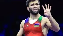 خداحافظی قهرمان ۴ دوره کشتی جهان پس از شکست مقابل پدیده ایرانی