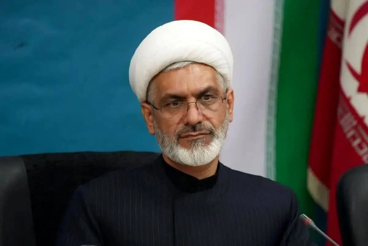 عضو کمیسیون فرهنگی مجلس: به فضای مجازی علاقمند هستم و عضو فراکسیون شدم 