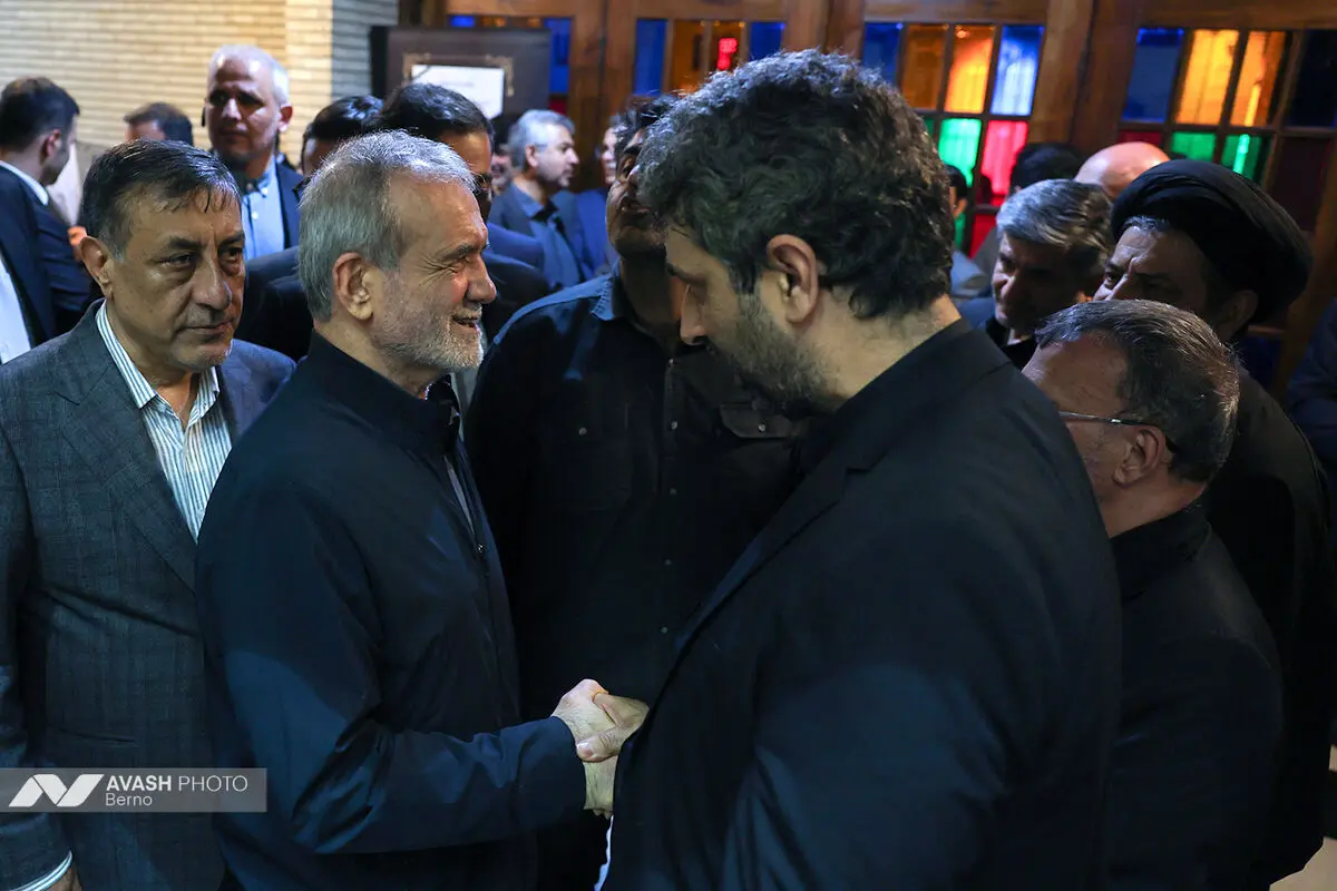 مراسم ترحیم مادر «سید مهدی طباطبایی» معاون ارتباطات و اطلاع‌رسانی دفتر رئیس جمهور