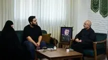حضور قالیباف در منزل شهید حاجی‌زاده