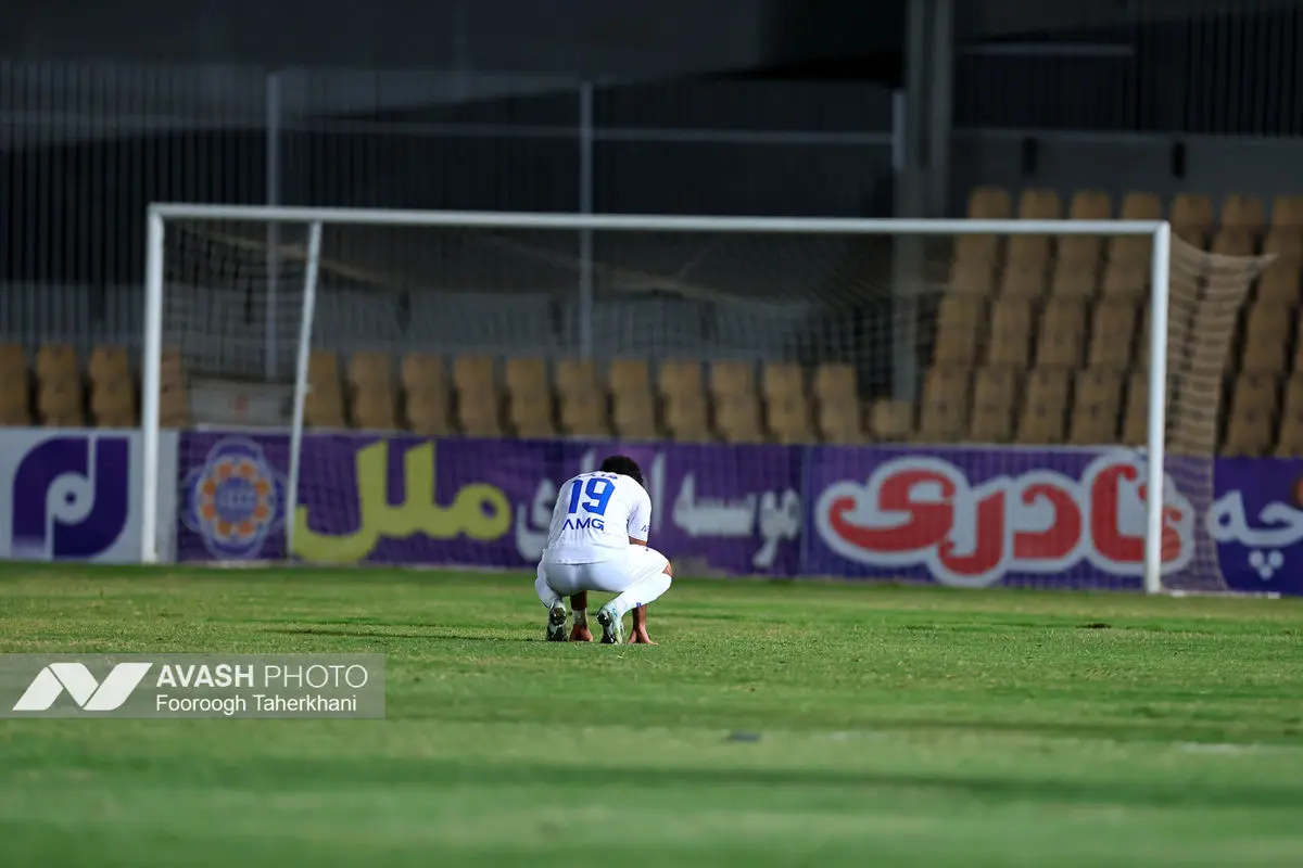 لیگ برتر فوتبال - استقلال و چادرملو