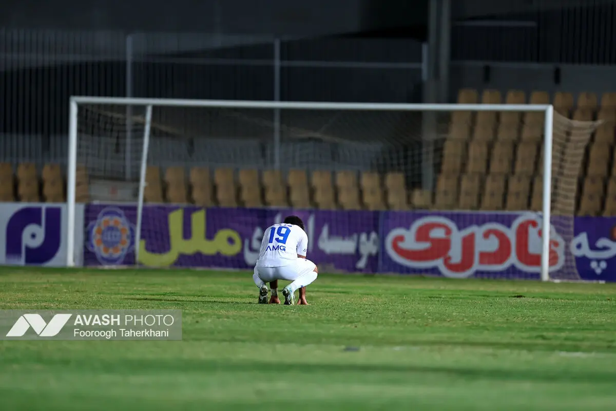 لیگ برتر فوتبال - استقلال و چادرملو