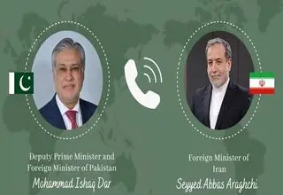عراقچی با وزیر امور خارجه پاکستان گفتگو کرد