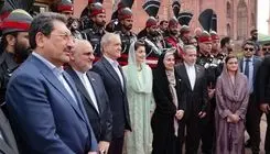 حضور رئیس‌جمهور در آرامگاه اقبال لاهوری