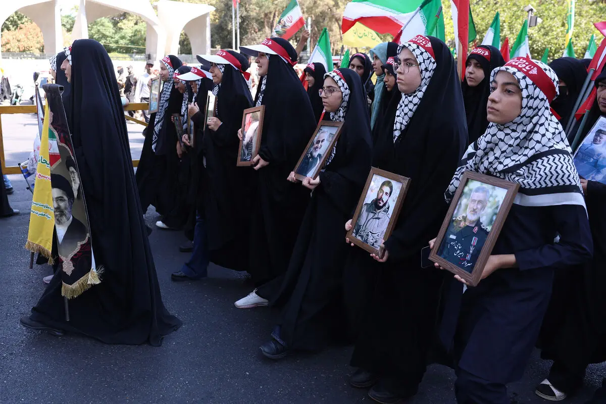 رزمایش جان‌فدایان ایران