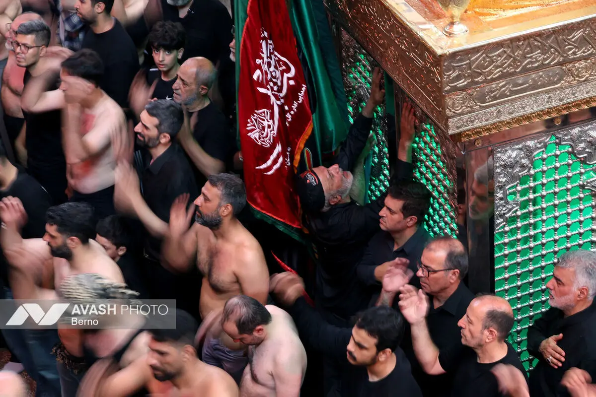 مراسم آیینی خیمه سوزان ظهر عاشورا - تهران