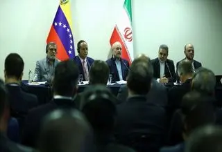 قالیباف: تجارت ایران و ونزوئلا باید خارج از مدار دلار شود
