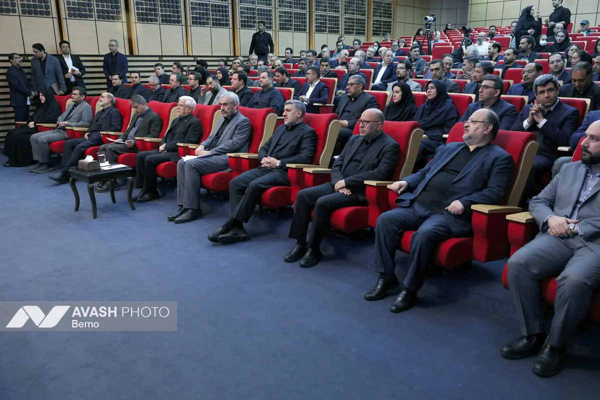 آیین نواختن زنگ معاملات بورس در تابستان ۱۴۰۵