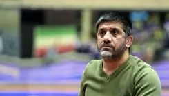 دبیر: معصومی نباید از کسی خط بگیرد