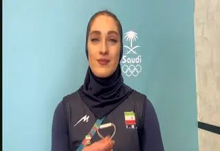 آیتک سلامت: از خودی ضربه خوردم!                                                                                                                                                                                                                                