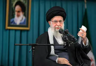 رهبر انقلاب: به ملت ایران تبریک می‌گویم/ رژیم صهیونی در زیر ضربات جمهوری اسلامی تقریباً لِه شد