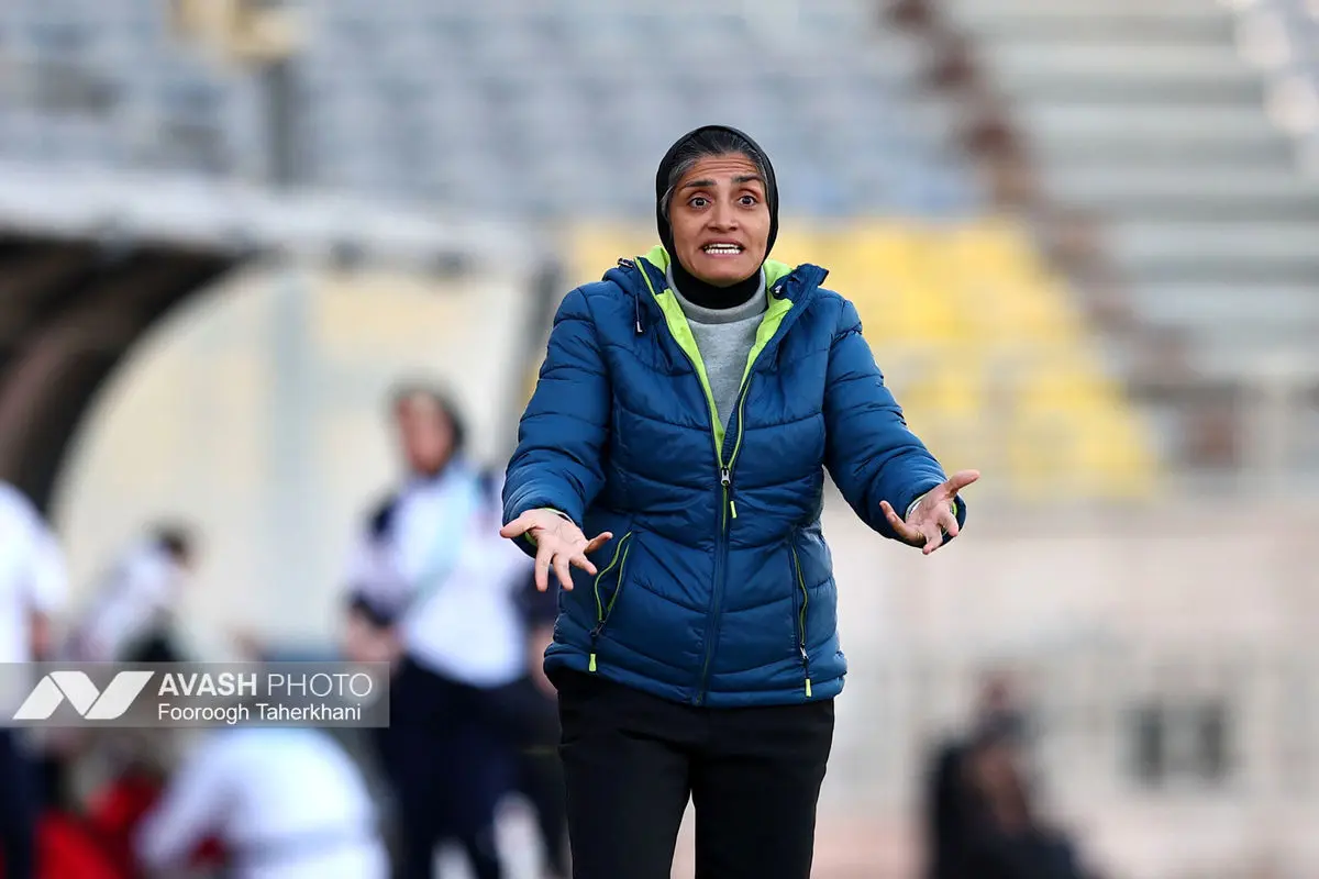 لیگ برتر فوتبال زنان - پرسپولیس و خاتون بم