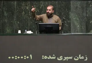 انتقاد تند حسین‌پور از بی‌عدالتی در مناطق مرزی
