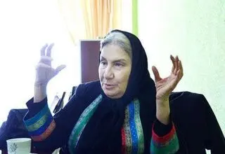 بازیگر معروف شعار مرگ بر وطن فروش خائن سر داد
