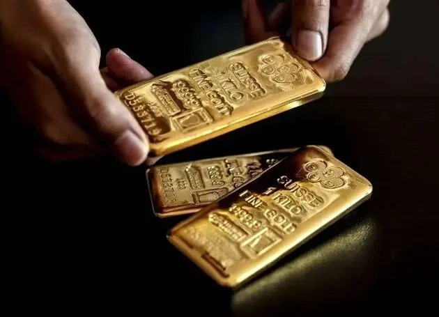 بانک‌های مرکزی جهان در یک ماه ۱۵ تن طلا خریدند