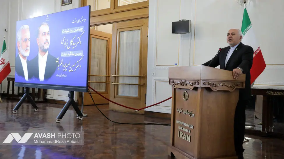ظریف: دو قدرت اتمی کودکان مینابی را پای شیاطین اپستین قربانی کردند