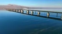 نمایی از دریاچه ارومیه بعد از بارندگی‌های اخیر/ سرزندگی بعد از ۲۰ سال/ فیلم