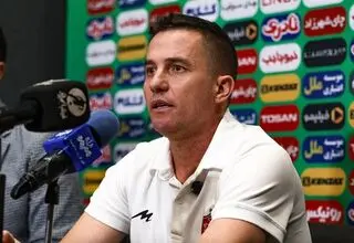 نشست خبری اوسمار ویرا؛ سرمربی حرف تند و تیز زد!